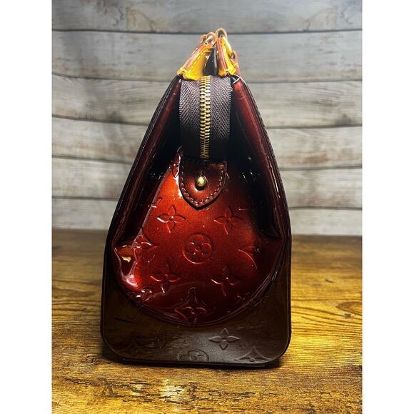 Louis Vuitton Vernis Brea MM - Griotte - Picture 3 of 11